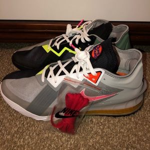 LEBRON 18 LOW SPACE JAM